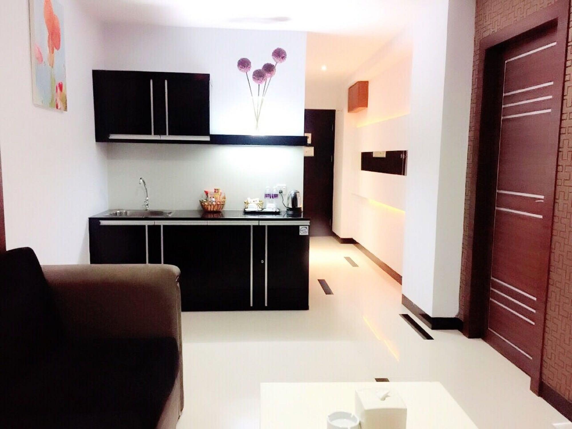 89 Hotel Batam Extérieur photo