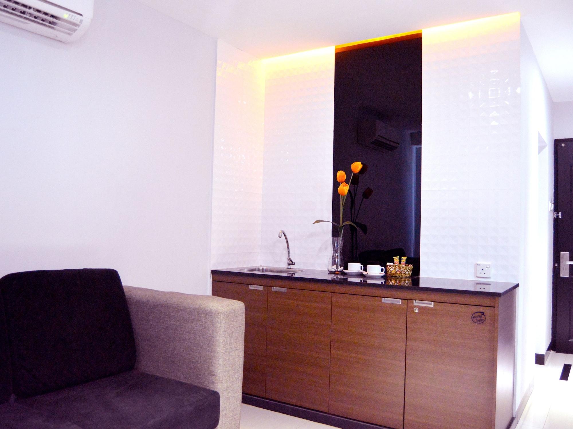 89 Hotel Batam Extérieur photo