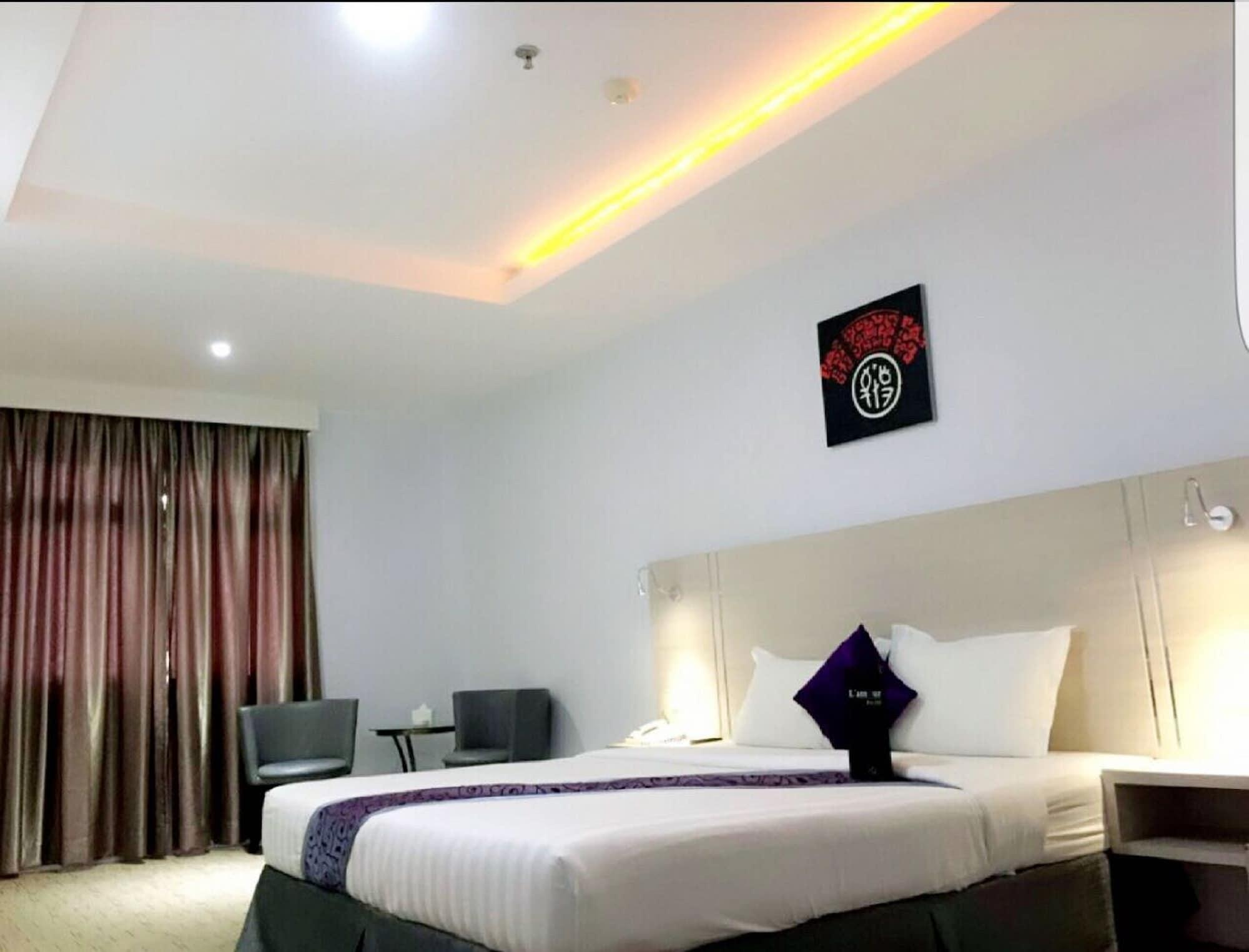 89 Hotel Batam Extérieur photo