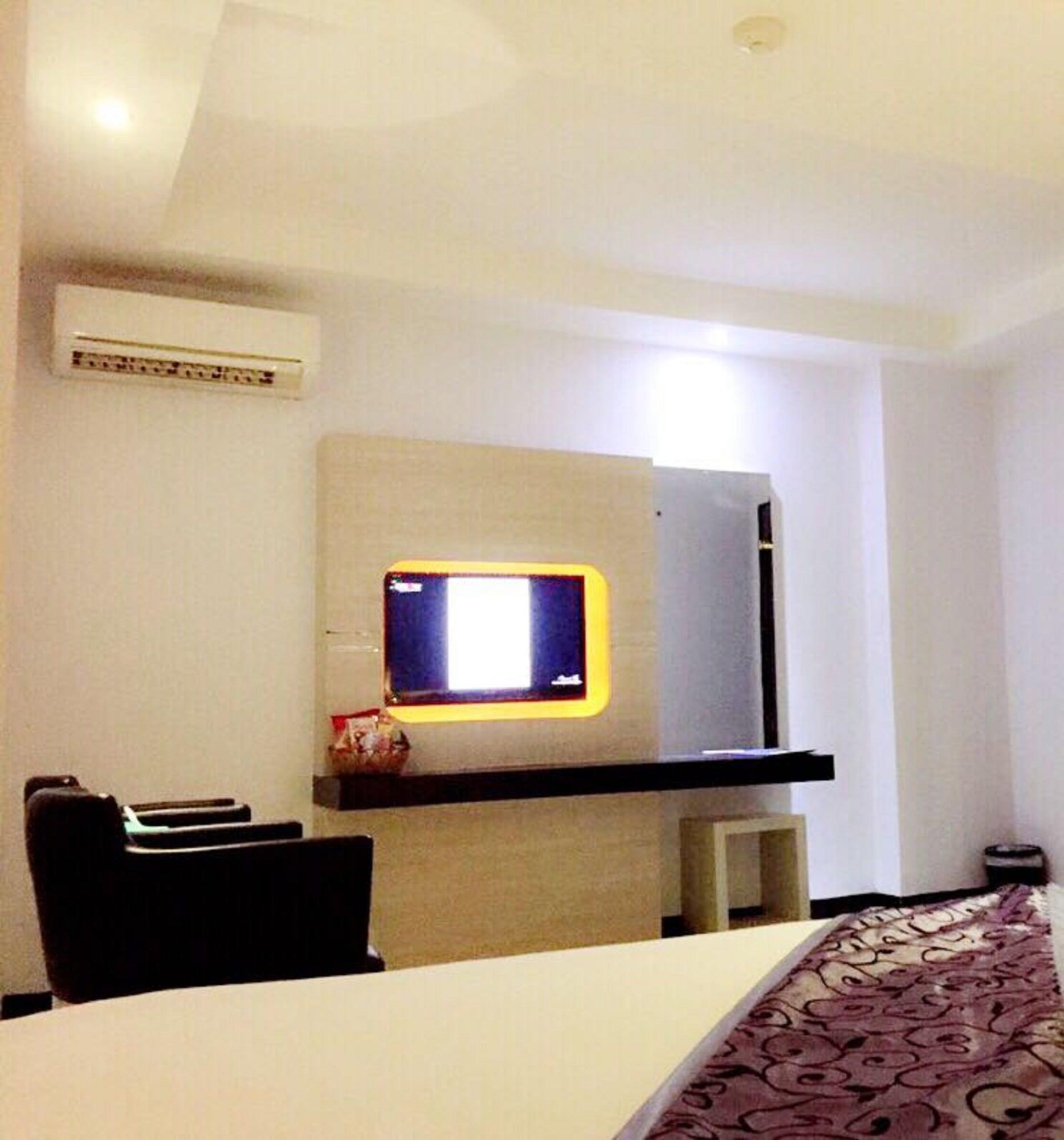 89 Hotel Batam Extérieur photo