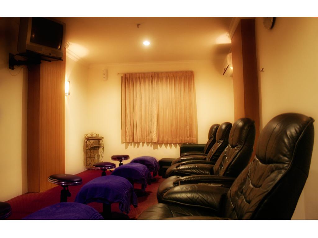 89 Hotel Batam Extérieur photo