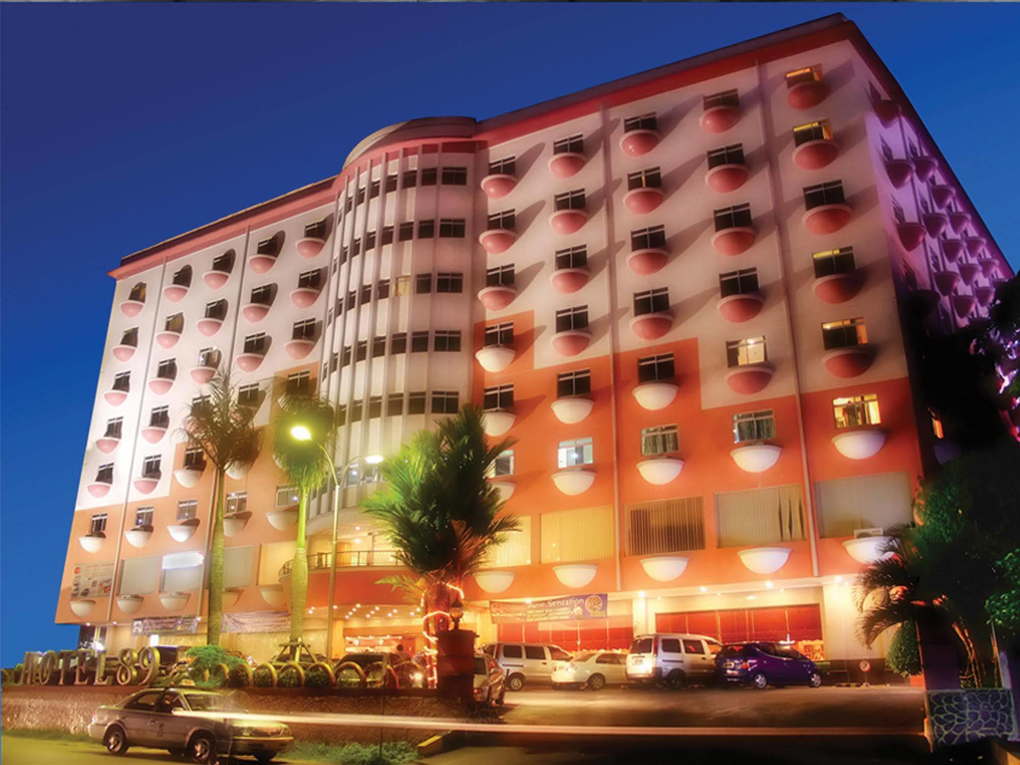 89 Hotel Batam Extérieur photo